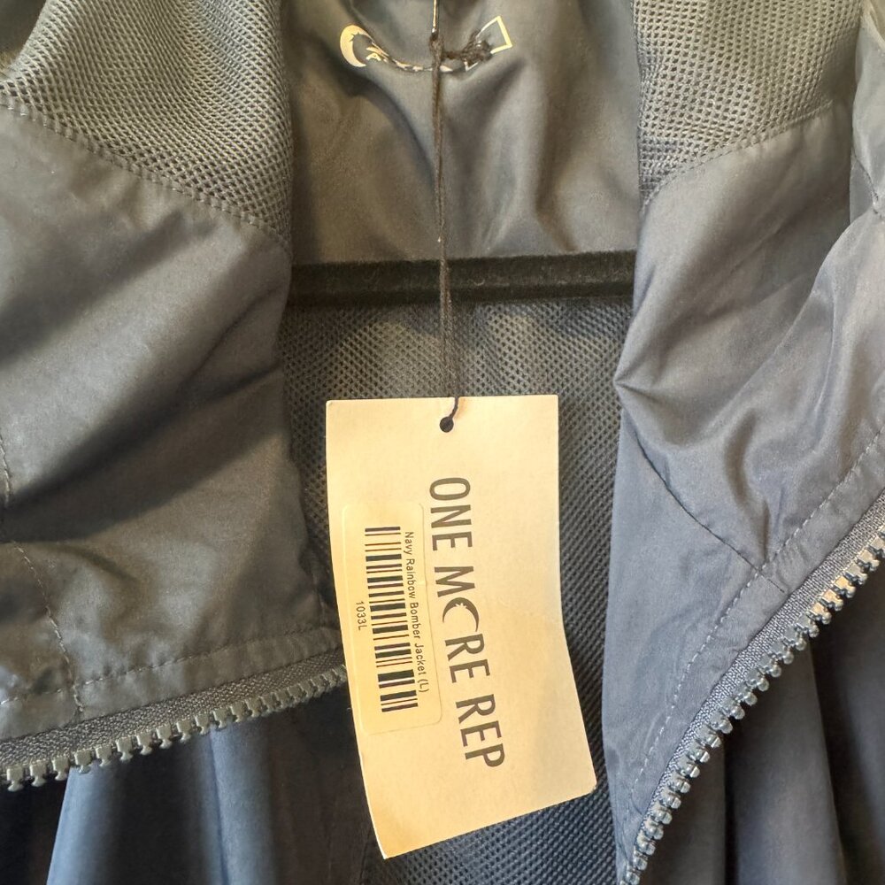 Retro Vibes Rain Jacket - Must-Have Style! - image 3